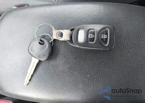 2015 Hyundai Elantra Se z USA, uszkodzony, nr VIN 5NPDH4AE6FH612288